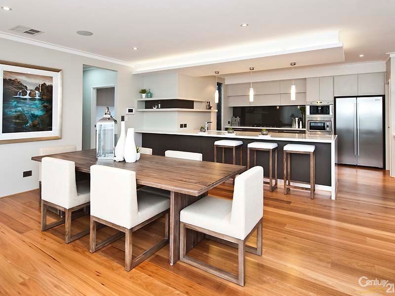 42 Pantheon Avenue, North Coogee WA 6163