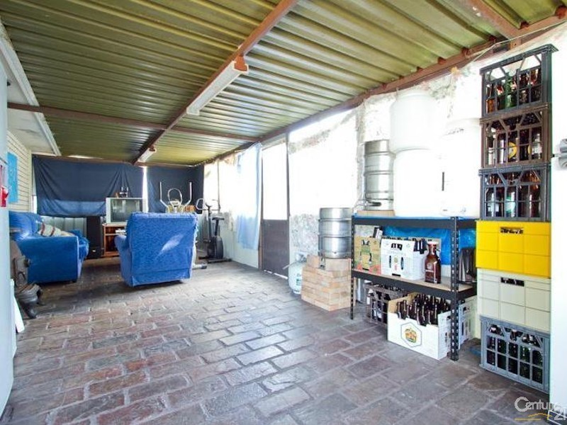 31 Danohill Street, Huntingdale WA 6110