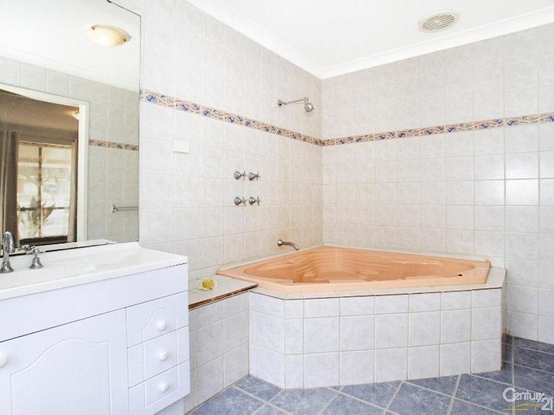 31  Huggins Road, Thornlie WA 6108