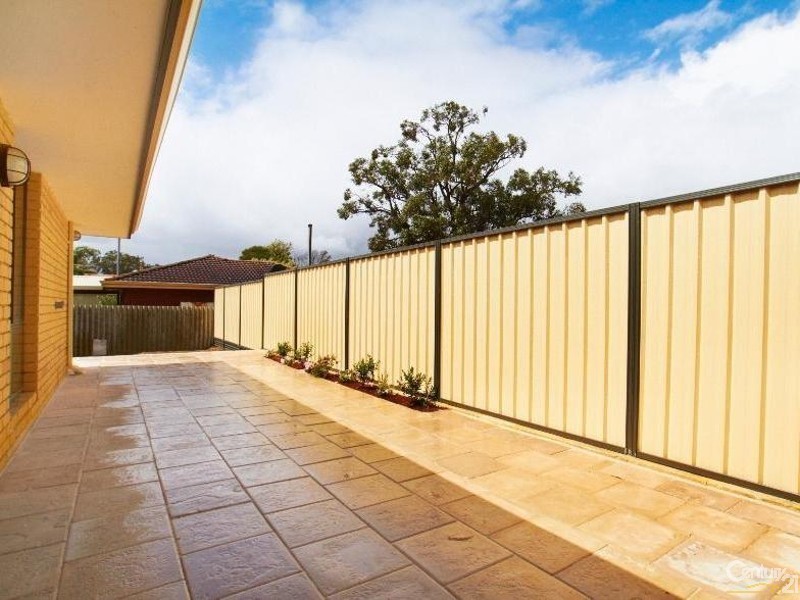 31  Huggins Road, Thornlie WA 6108