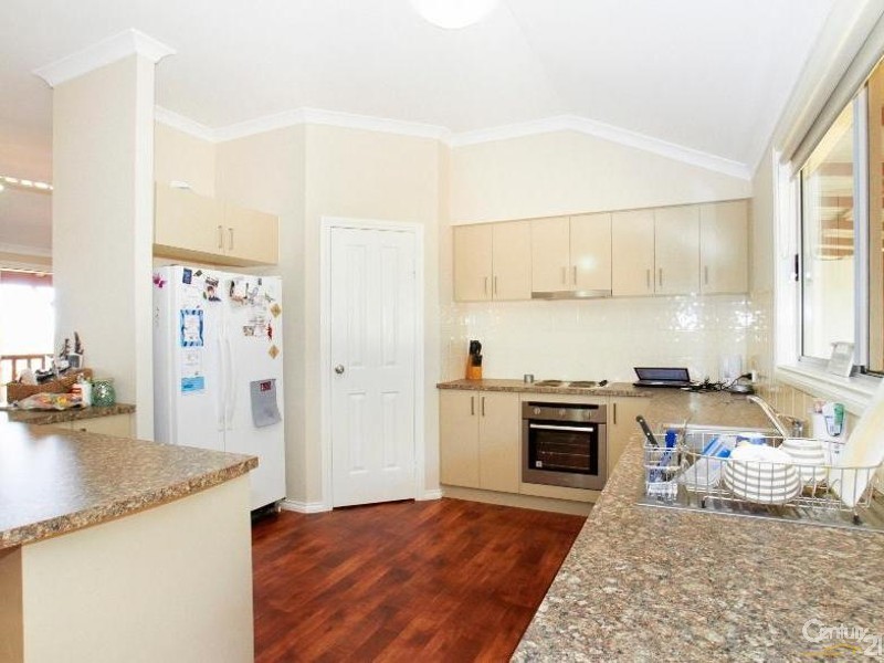 35 Talus Drive, Mount Richon WA 6112