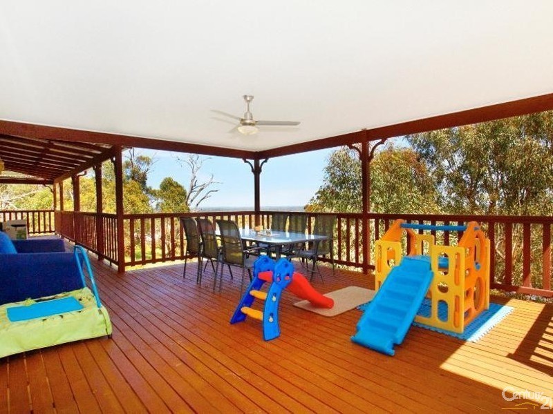35 Talus Drive, Mount Richon WA 6112