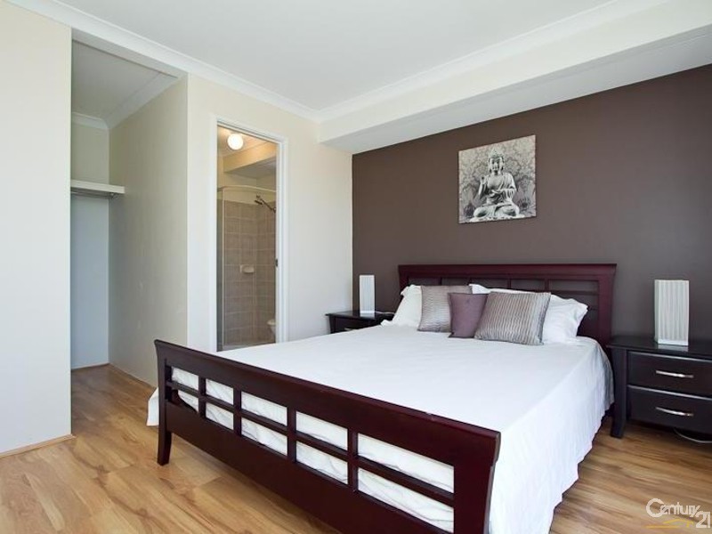 15 Swinden Court, Maddington WA 6109