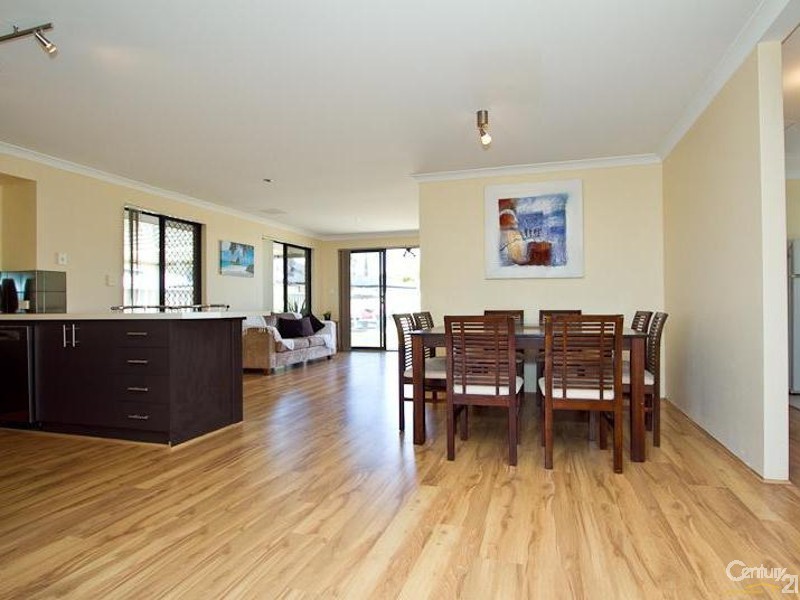 15 Swinden Court, Maddington WA 6109