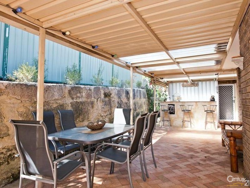 3 Petalite Place, Mount Richon WA 6112