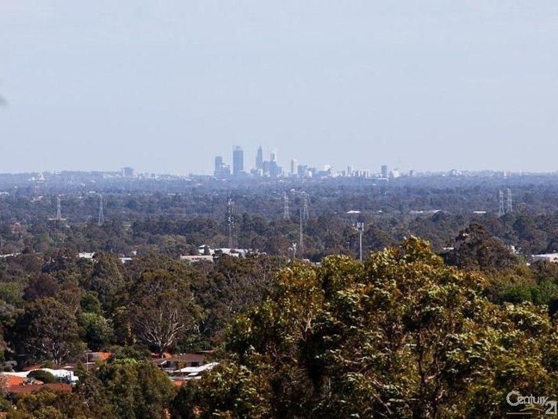 3 Petalite Place, Mount Richon WA 6112