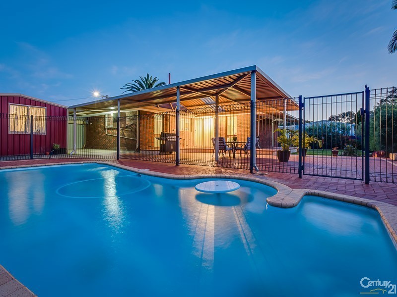 12 Ivers Court, Langford WA 6147