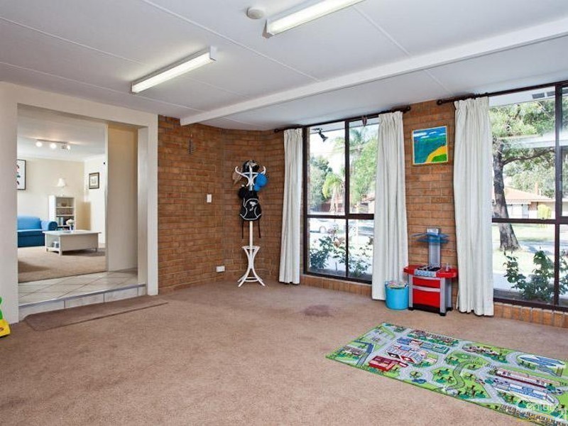 15 Jurien Way, Thornlie WA 6108