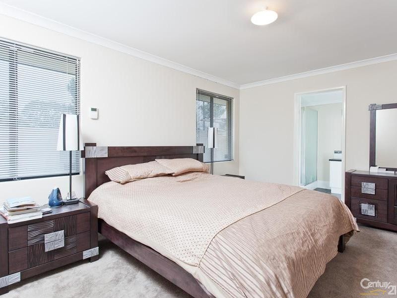 51 Hardey East Road, Wattle Grove WA 6107