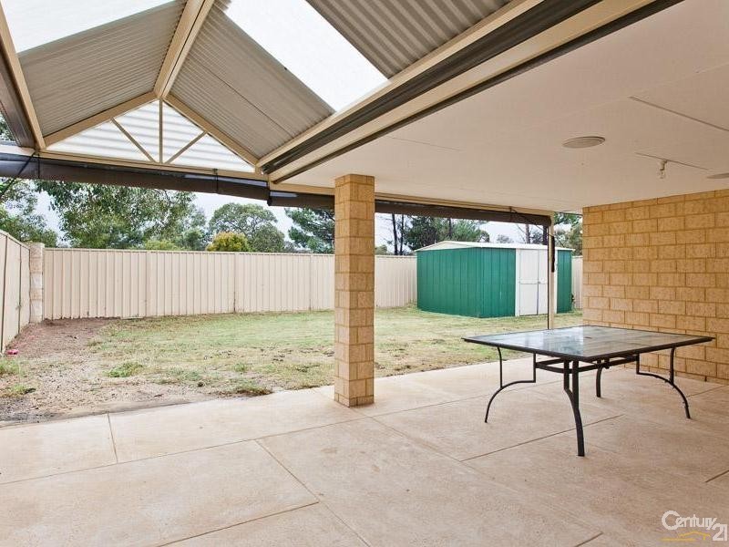 51 Hardey East Road, Wattle Grove WA 6107