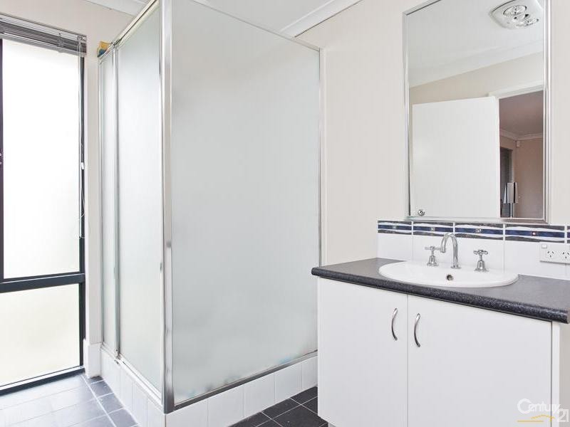 51 Hardey East Road, Wattle Grove WA 6107