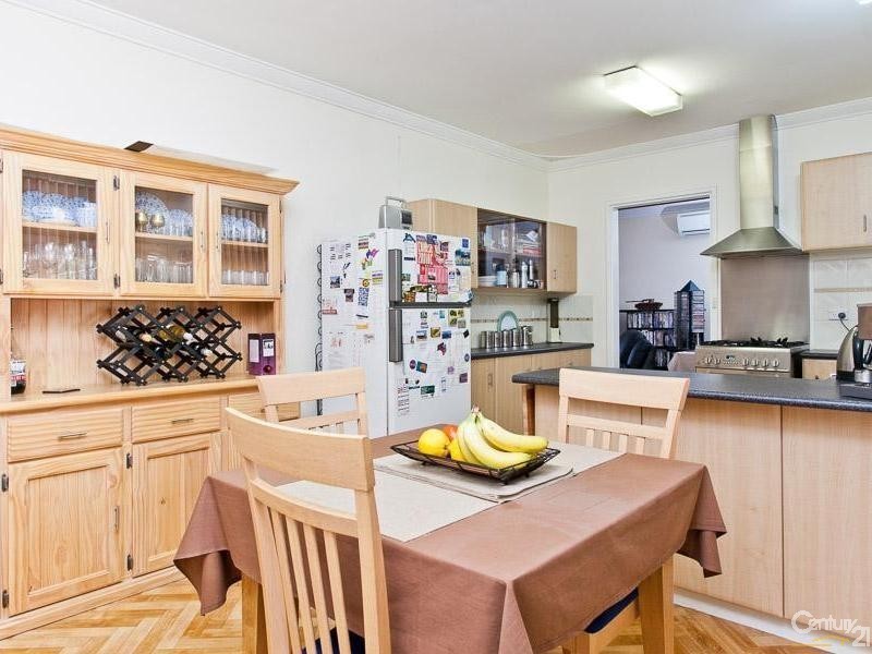 13 Kingfisher Loop, Willetton WA 6155