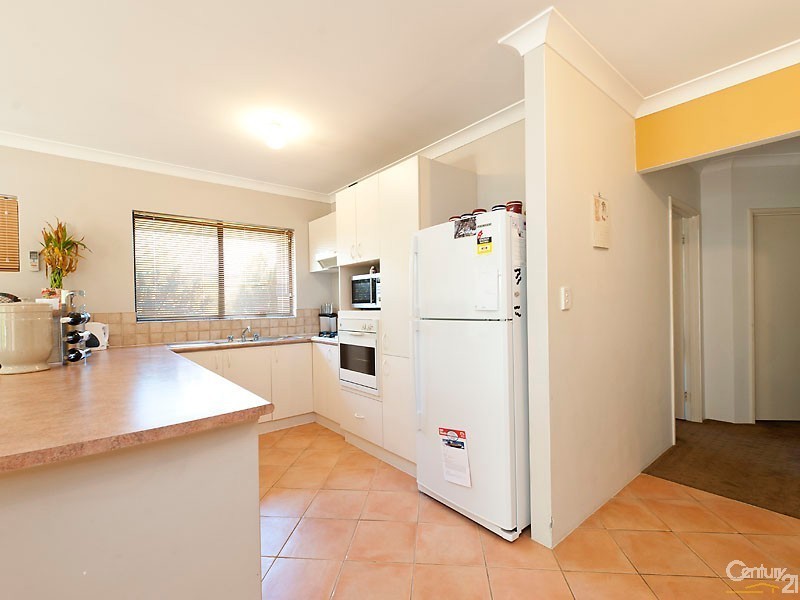 8/5 Norman Street, St James WA 6102