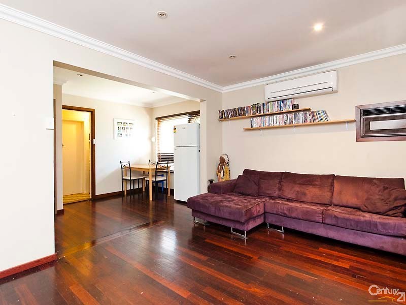 17 Lorenzo Street, Thornlie WA 6108