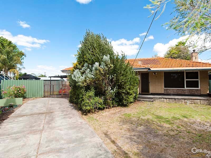 17 Lorenzo Street, Thornlie WA 6108