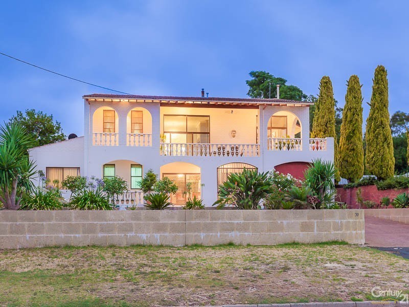 30 Weston Drive, Swan View WA 6056