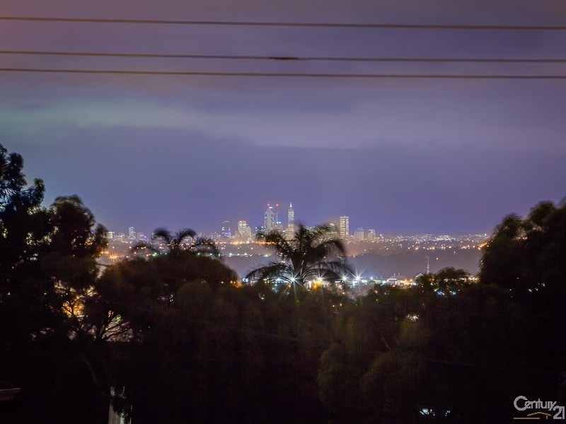 30 Weston Drive, Swan View WA 6056