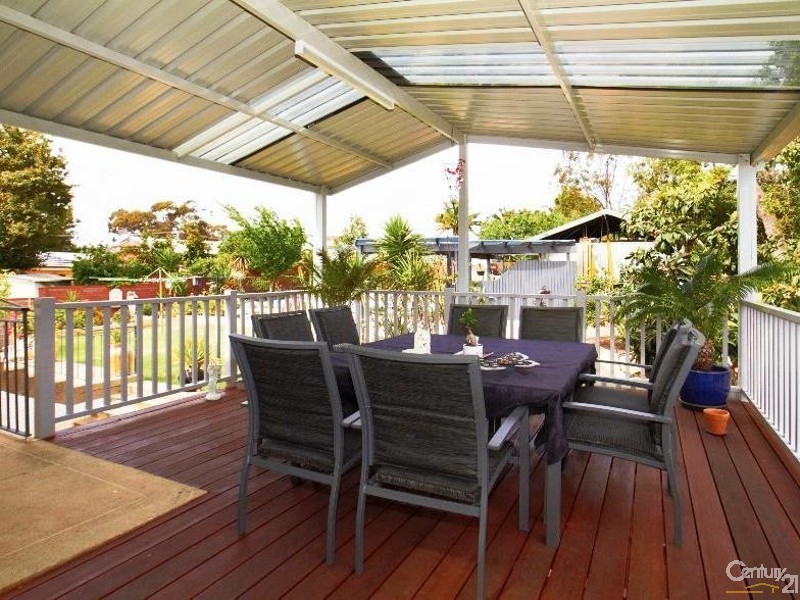 30 Weston Drive, Swan View WA 6056