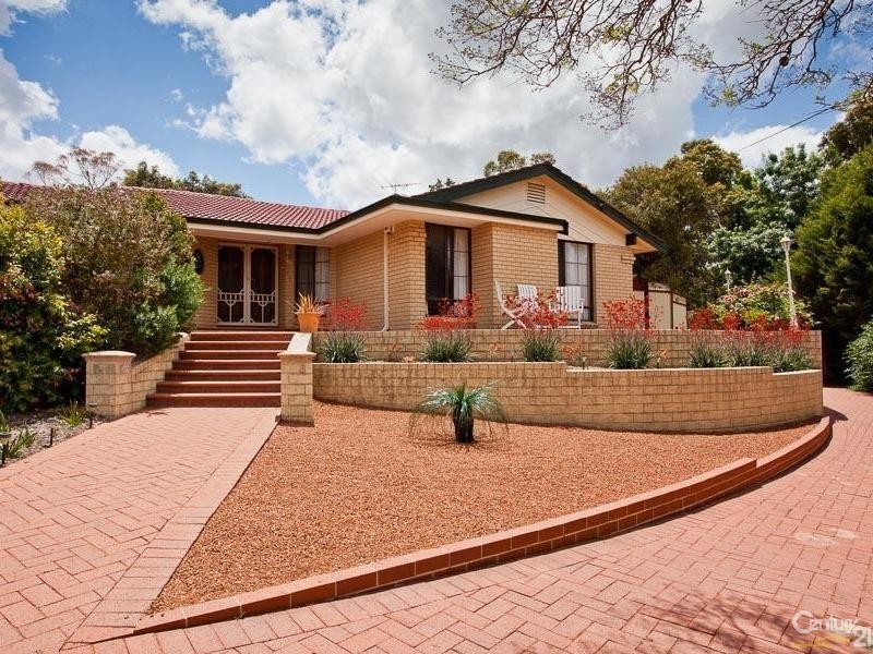 4 Boree Road, Kalamunda WA 6076