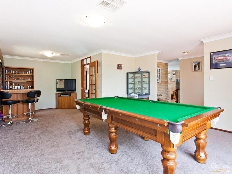 4 Boree Road, Kalamunda WA 6076