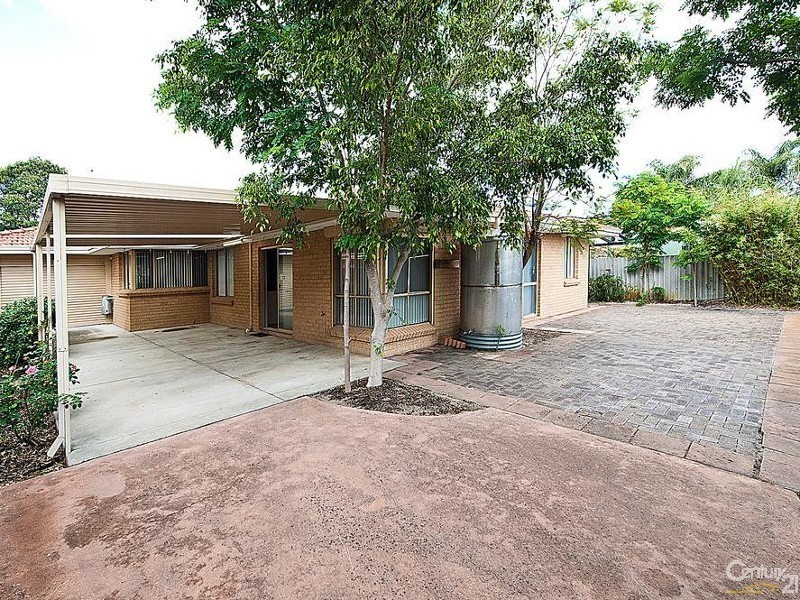 12 Griffith Way, Thornlie WA 6108