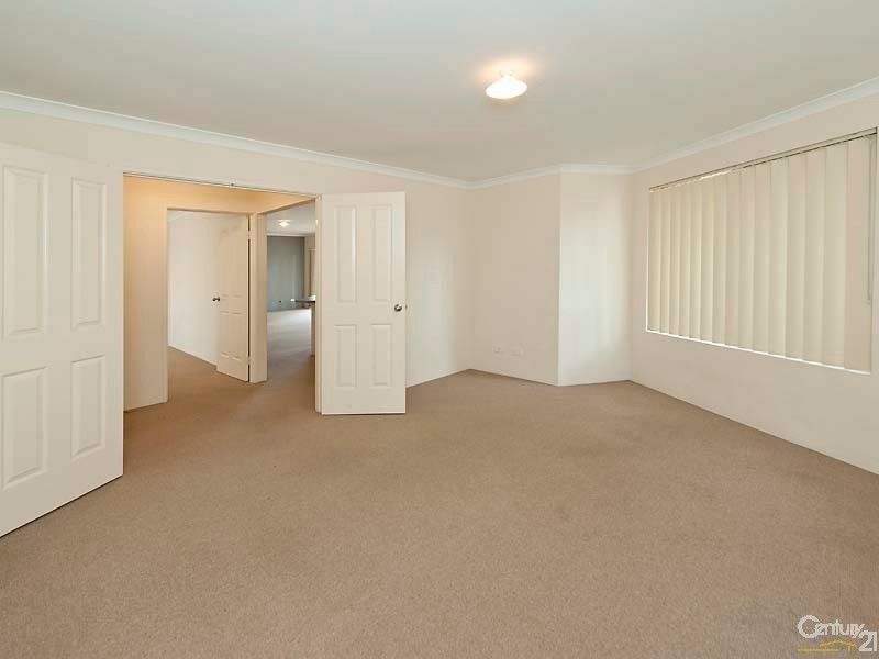 12a Griffith Way, Thornlie WA 6108
