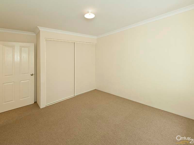 12a Griffith Way, Thornlie WA 6108