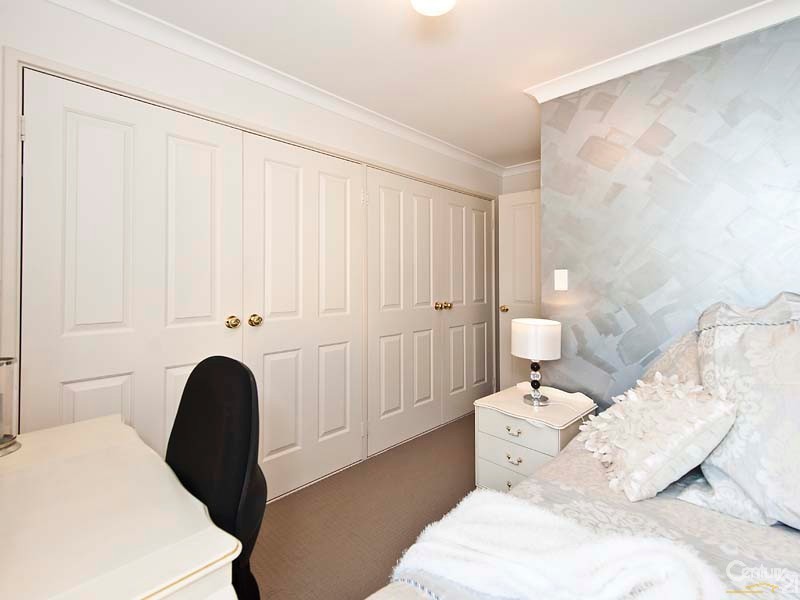 6 Faull Close, Leeming WA 6149