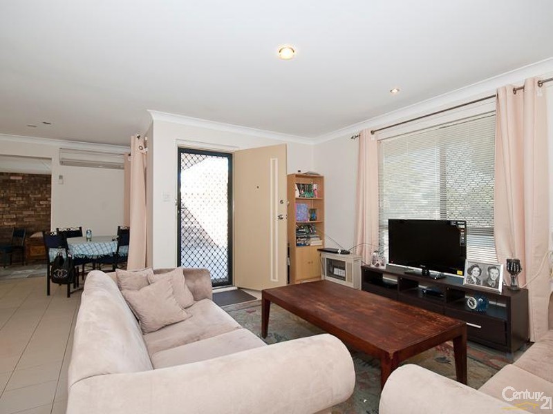 15b Pembury Crescent, Ferndale WA 6148