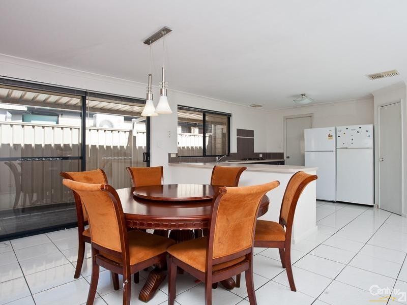 55 Copperback Circle, Huntingdale WA 6110