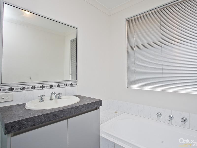 55 Copperback Circle, Huntingdale WA 6110