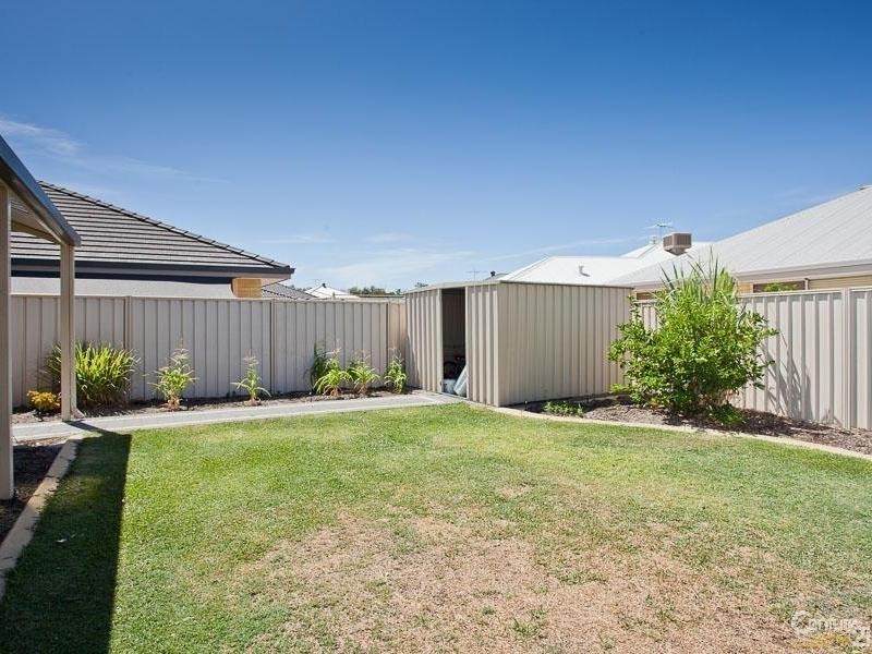 55 Copperback Circle, Huntingdale WA 6110