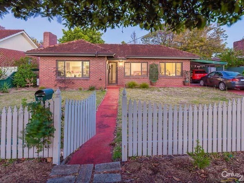 13 Tonbridge Way, Thornlie WA 6108