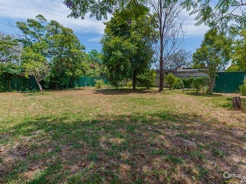 13 Tonbridge Way, Thornlie WA 6108