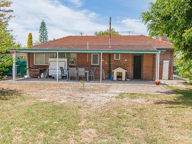 13 Tonbridge Way, Thornlie WA 6108