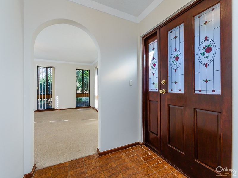 13 Spelhurst Terrace, Thornlie WA 6108