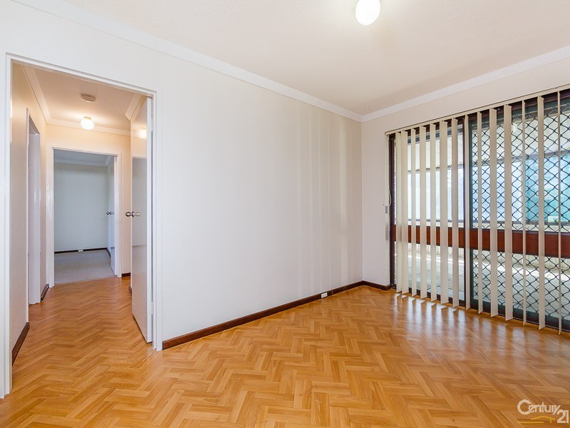 13 Spelhurst Terrace, Thornlie WA 6108