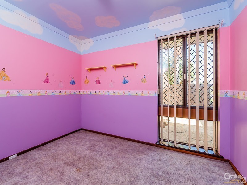 13 Spelhurst Terrace, Thornlie WA 6108