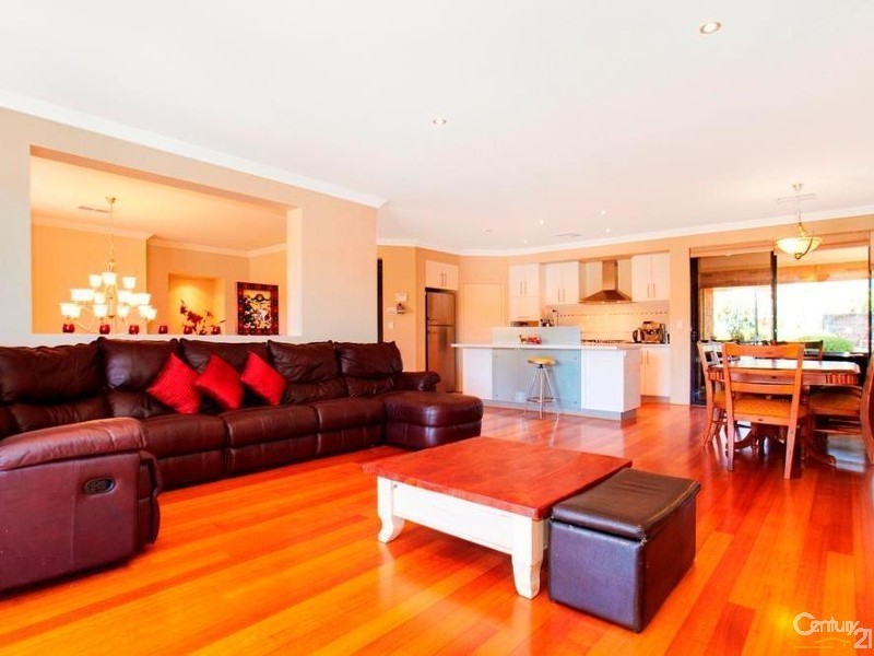 3 Jade Street, Mount Richon WA 6112