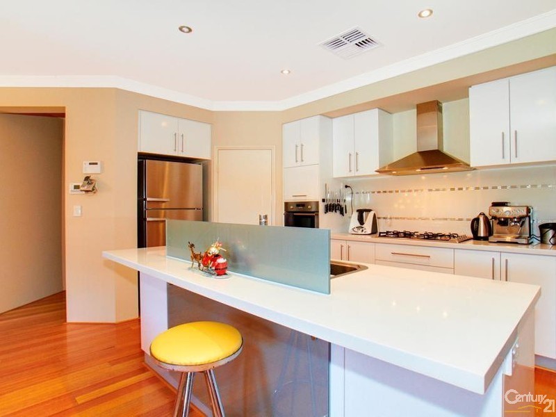 3 Jade Street, Mount Richon WA 6112