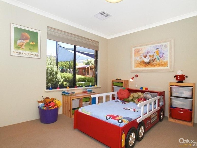 3 Jade Street, Mount Richon WA 6112