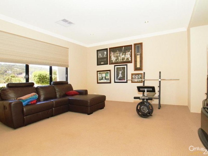 3 Jade Street, Mount Richon WA 6112