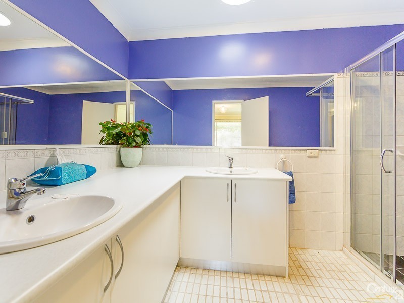 17 Calliandra Place, Roleystone WA 6111