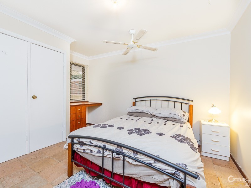 17 Calliandra Place, Roleystone WA 6111