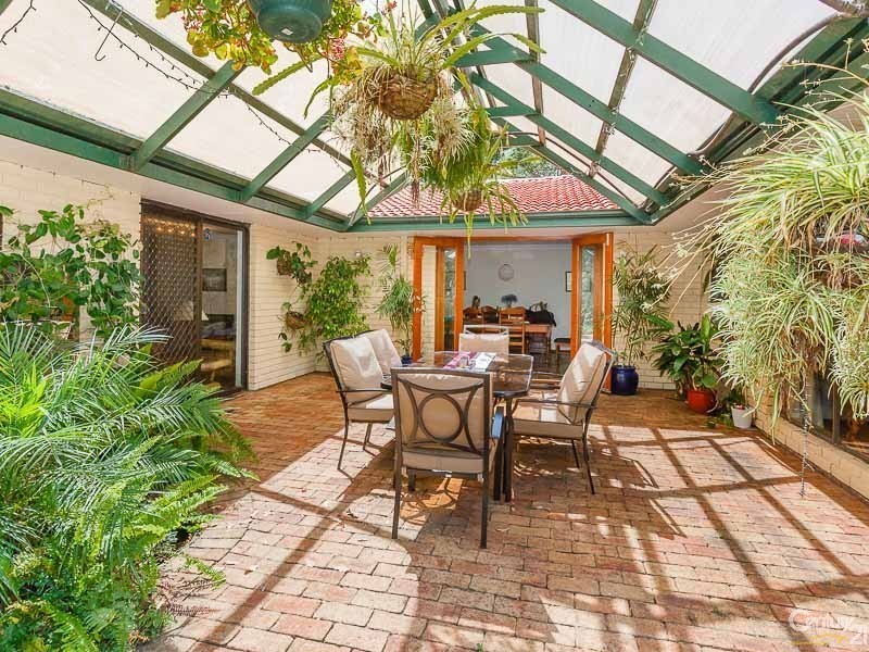 17 Calliandra Place, Roleystone WA 6111