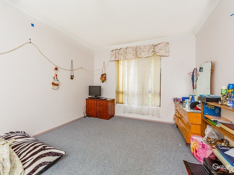 8 Dene Court, Gosnells WA 6110