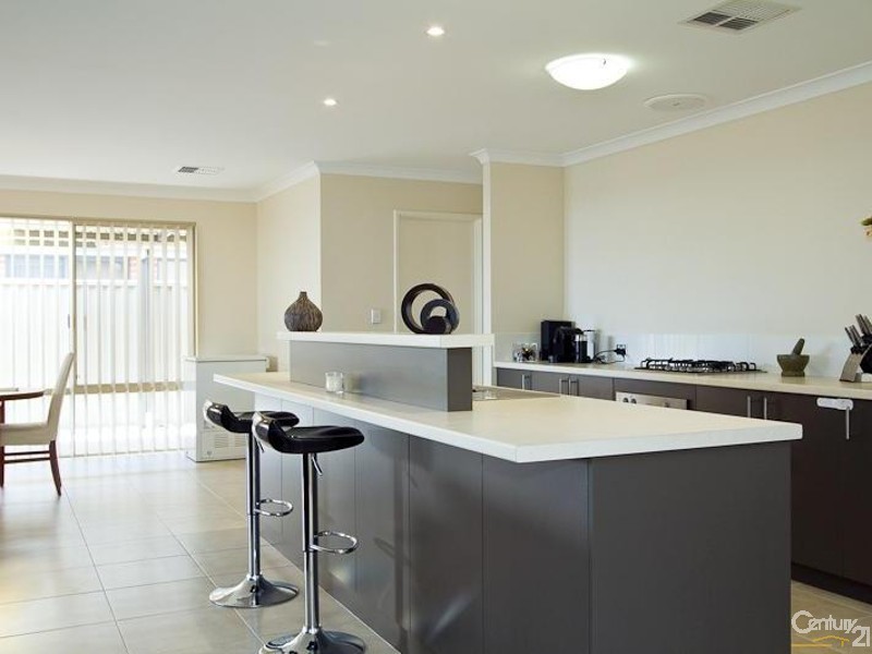 6 Hoffman Way, Byford WA 6122