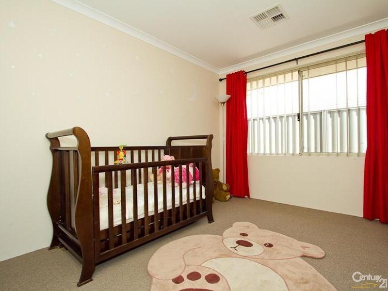 6 Hoffman Way, Byford WA 6122