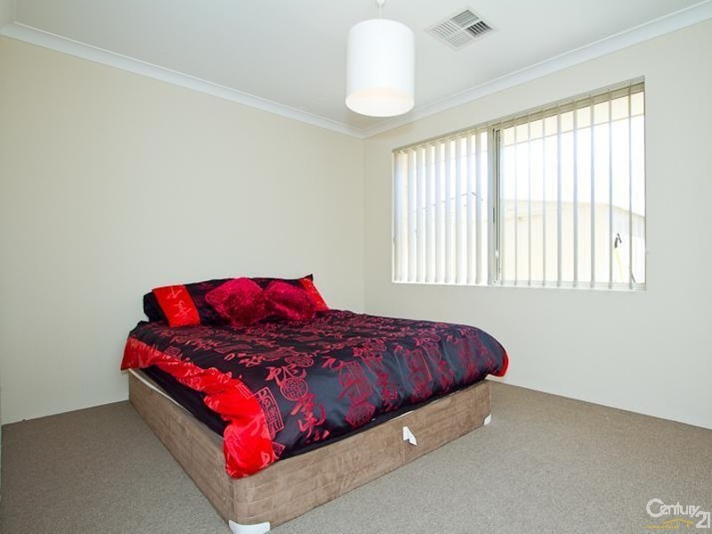 6 Hoffman Way, Byford WA 6122