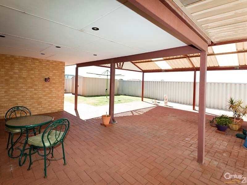 24 Nunney Road, Orelia WA 6167